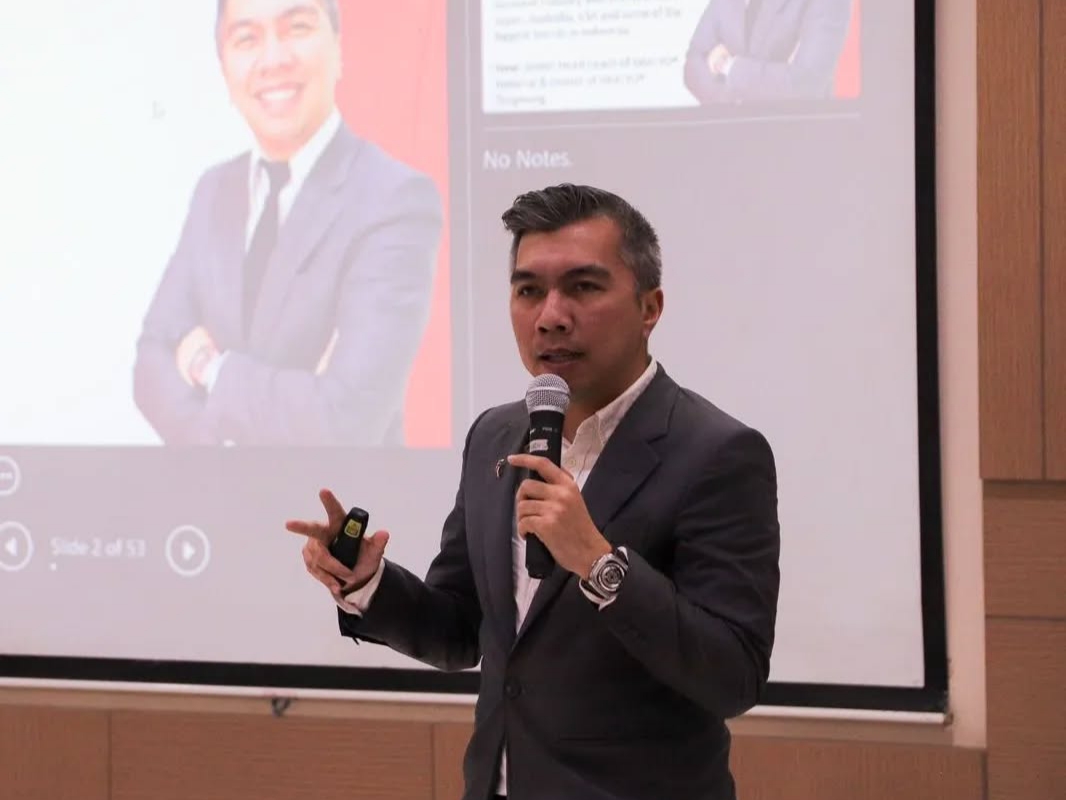 Crazy Rich Bekasi Turun Ronda, Netizen: Aura BCA Prioritas Banget!